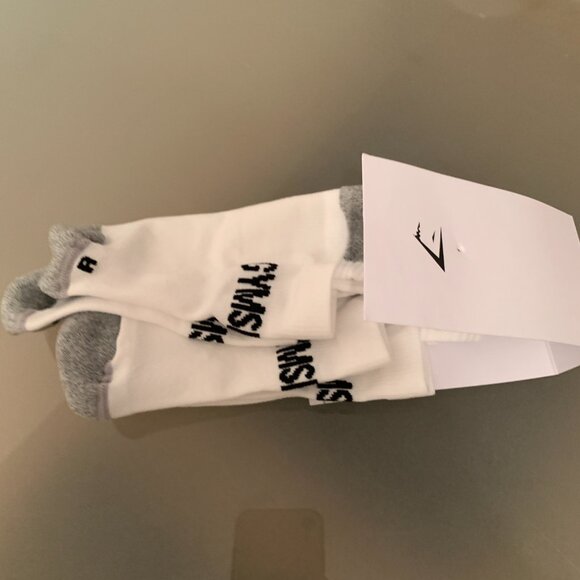 BNWT LOT OF 3 GYMSHARK NO SHOW SOCKS LIMITED EDITION LUXURY SOCKS SZ S WHITE - Picture 3 of 6